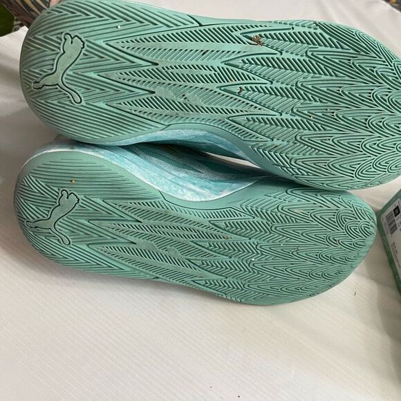 PUMA MELO MB.02 Jade Green Basketball Size 11 Rare Special Original Box main image 4